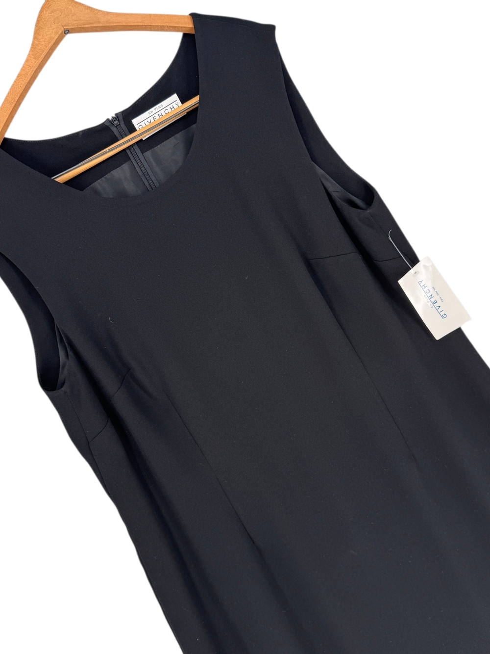 Givenchy Black Sleeveless Shift Dress Sheath Knee Length Quiet Luxury New - Picture 2 of 7
